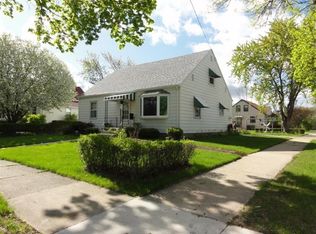 403 E 3rd St, Kimberly, WI 54136