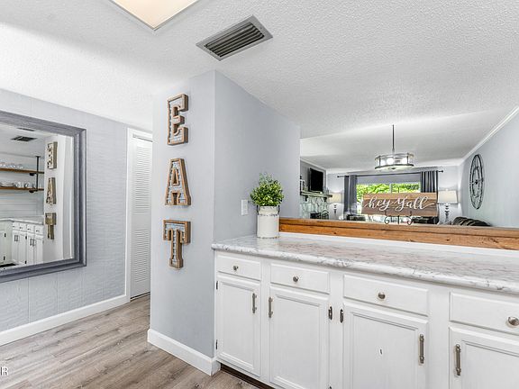 2nd image of 260 Roaring Fork Rd APT 110