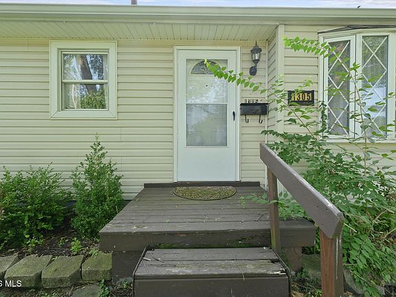 3rd image of 1305 Almon Ave