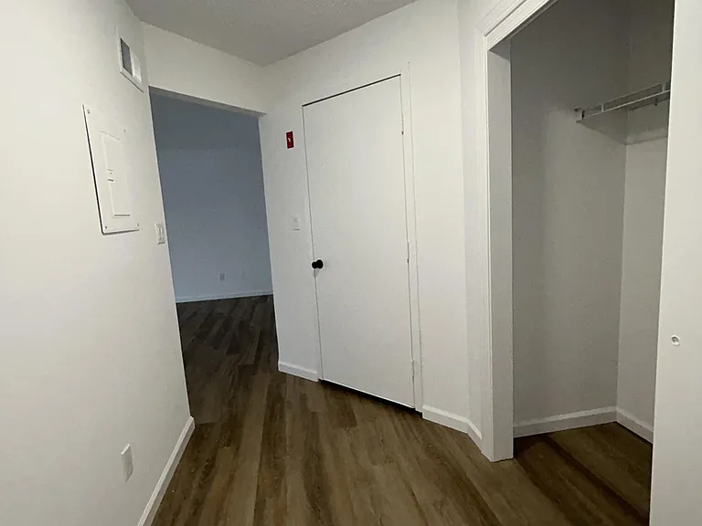 41 Diane Dr — Photo 2