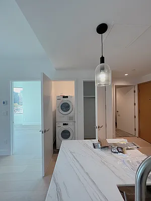 Rented by MaxInvest Real Estate, Inc. | media 18