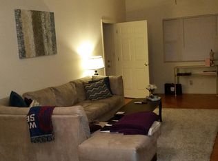 3038 N Clybourn Ave #1, Chicago, IL 60618
