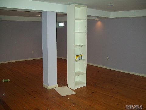 1st image of 31 Evelyn Ln