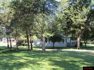 39108 Whittier St, Le Sueur, MN 56058