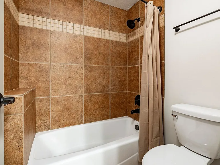 1490 W Alpine Ave — Photo 22
