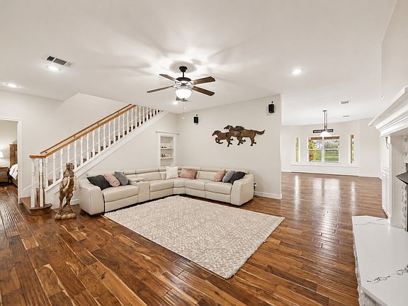 5th image of 6880 County Road 4042