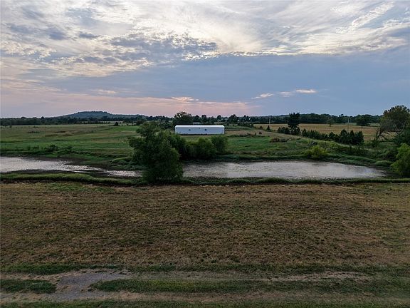 3rd image of 23375 Highway 52