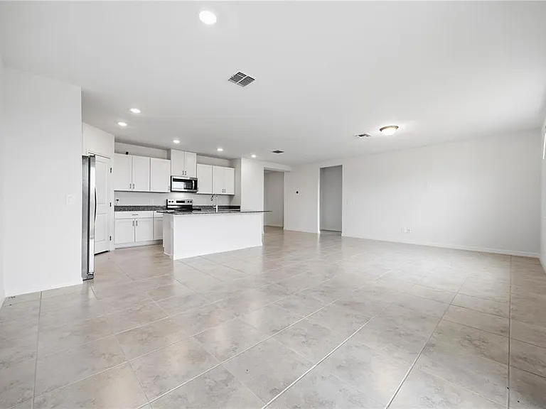 5009 Katrina Dr — Photo 25
