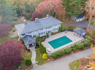 11 Hart St, Beverly, MA 01915