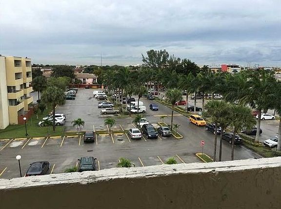 2nd image of 10000 NW 80th Ct APT 2555