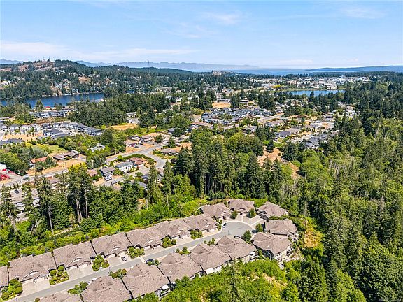 3rd image of 4153 Emerald Woods Pl