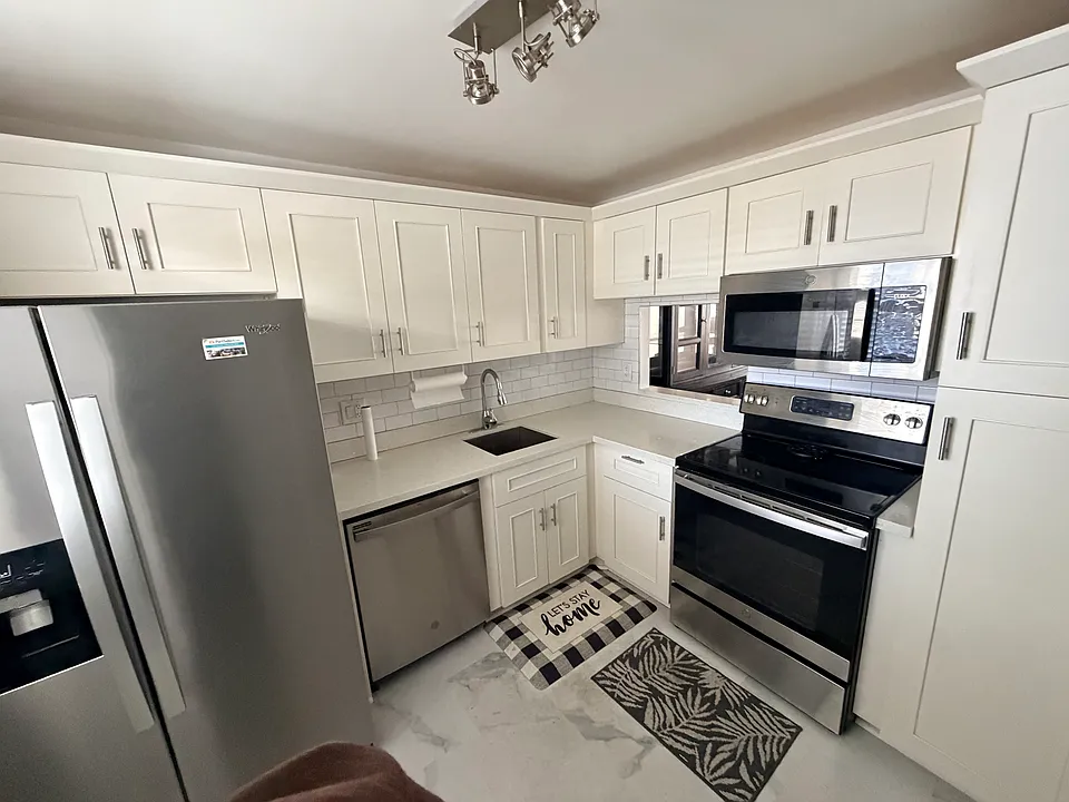3050 Holiday Springs Blvd #210