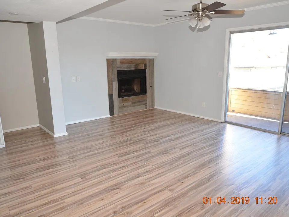 1691 Stone Edge Cir
