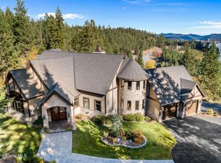 2857 W Baywoods Rd, Coeur D Alene, ID 83814