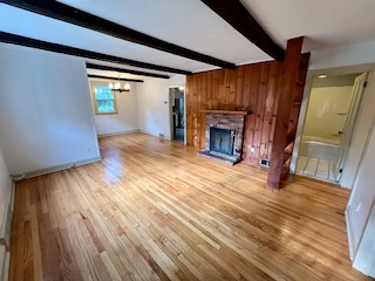 604 Huckleberry Hill Rd — Photo 8