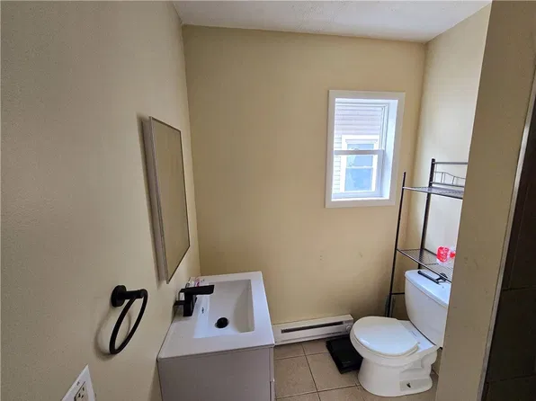 1 Bloomingdale St, Rochester, NY 14621