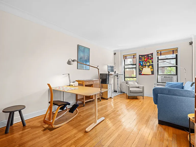 166 W 22nd St #4B — Photo 1