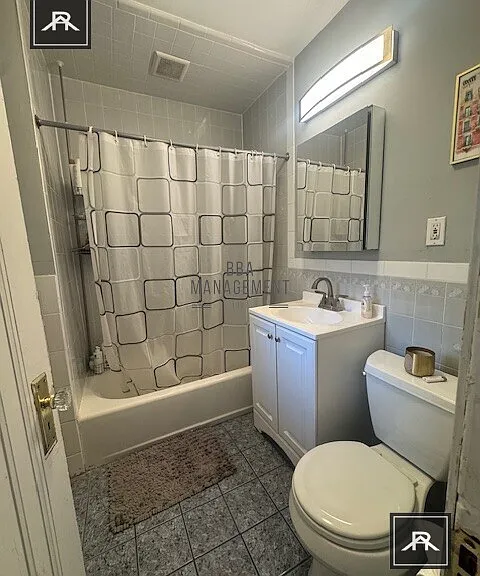 32 Chiswick Rd #2 — Photo 11
