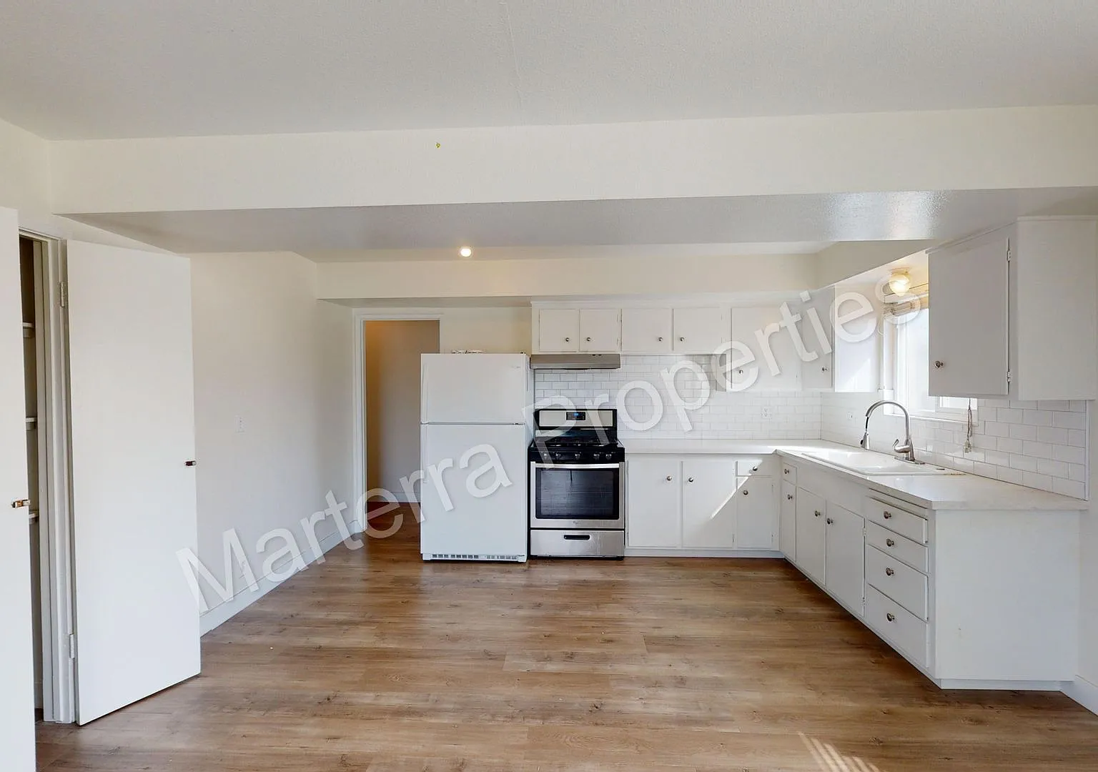 2861 Mendoza Dr — Photo 4