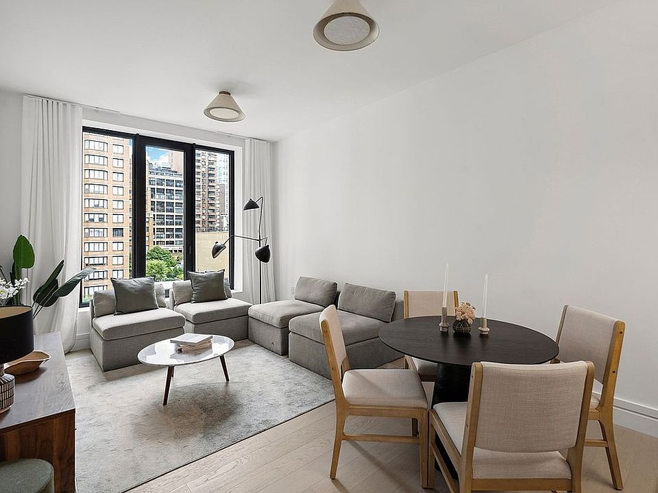 1st image of 165 Lex Ave