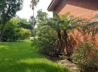 400 Zapata Ave, Rancho Viejo, TX 78575