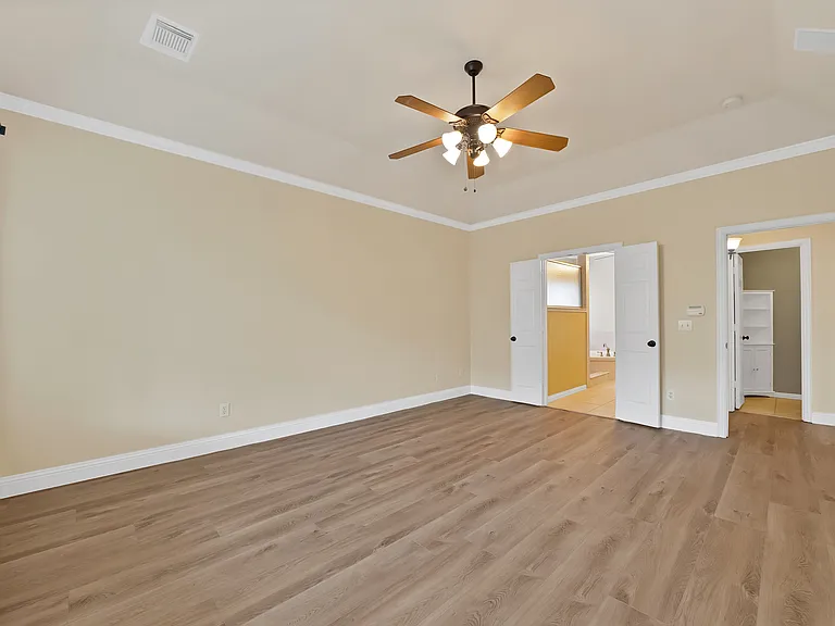 18638 Tall Oak Dr — Photo 22