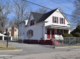 24 Sumner St, Taunton, MA 02780