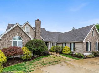 1615 Carman Rd, Ballwin, MO 63021