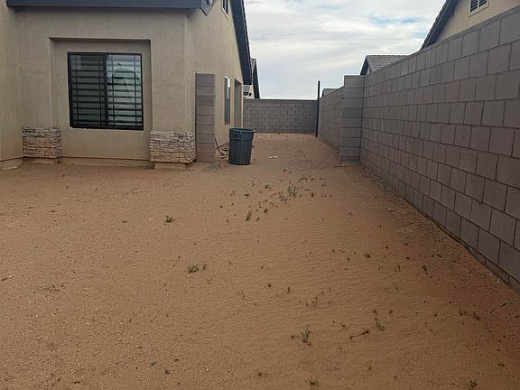 3rd image of 4235 E Udall Ln