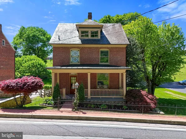 30 E Main St, New Freedom, PA 17355