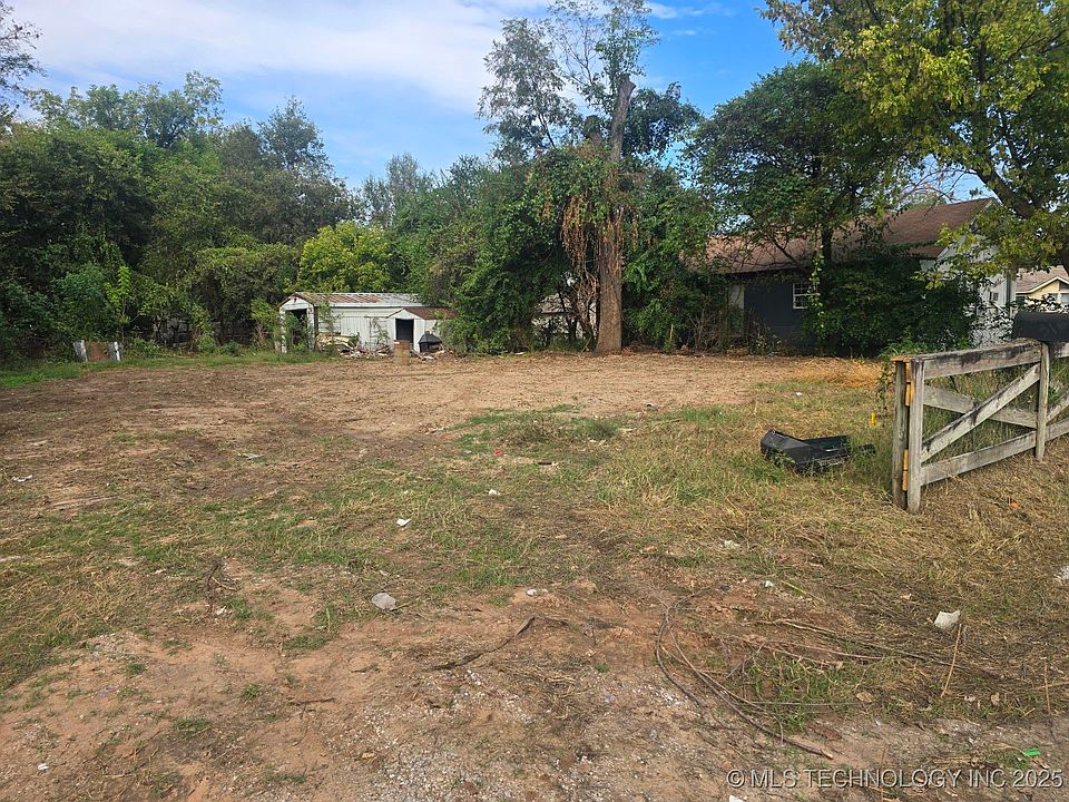 2nd image of 1120 S 51st West Ave