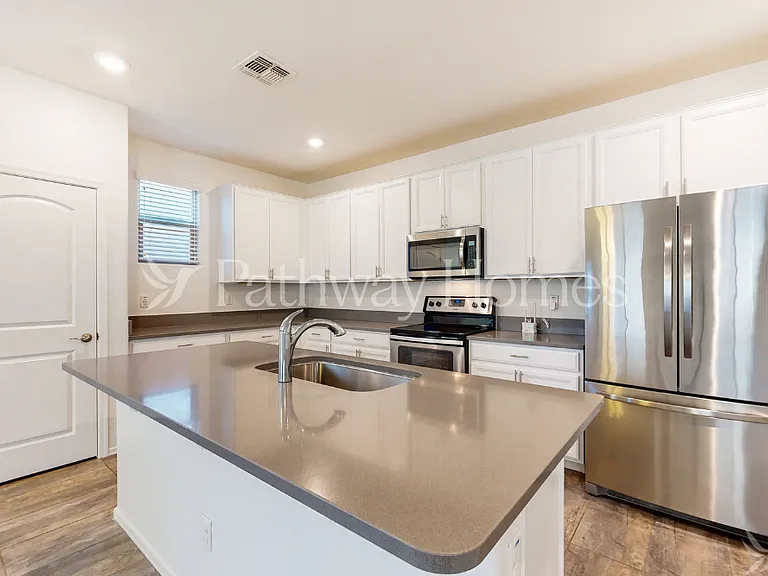 16604 W Sierra St — Photo 10