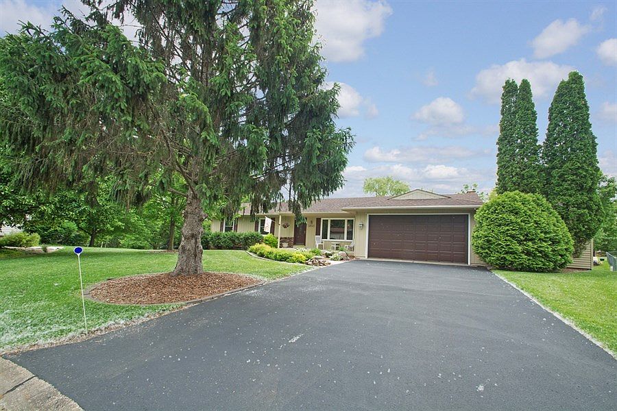 1st image of 3945 Gresham Ct N