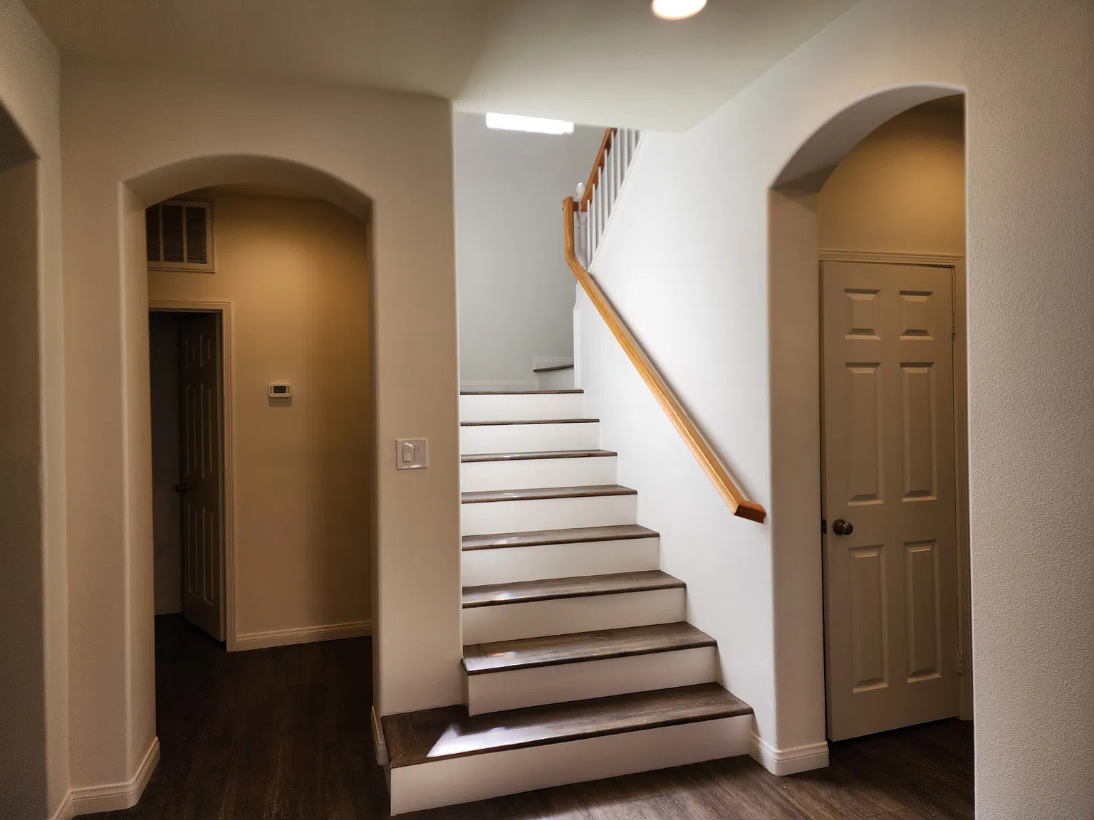 3 bed, 2.5 bath, 2094 sqft, $4,500 — Photo 4