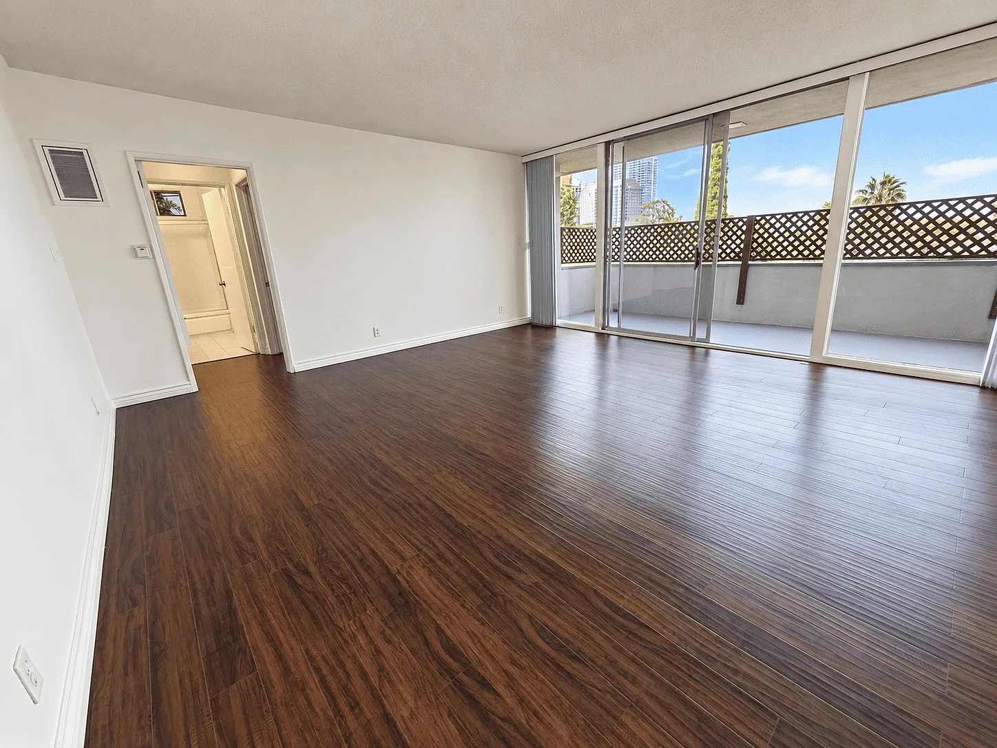 11936 Darlington Ave — Photo 3