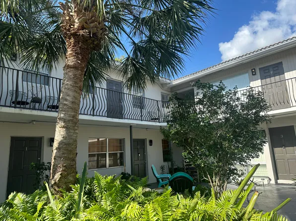 2717 Middle River Dr, Fort Lauderdale, FL 33306