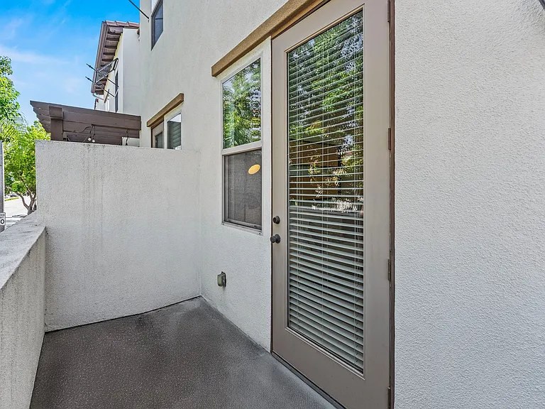 503 S Brea Blvd #18 — Photo 11