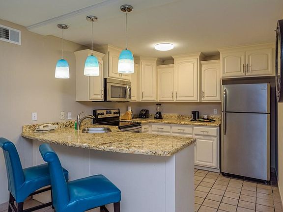 4th image of 310 Padre Blvd Unit 523