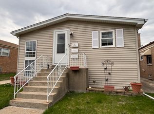 2340 Krueger St, Blue Island, IL 60406
