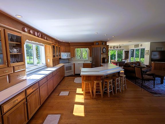 5th image of 1 Brandywine Ln