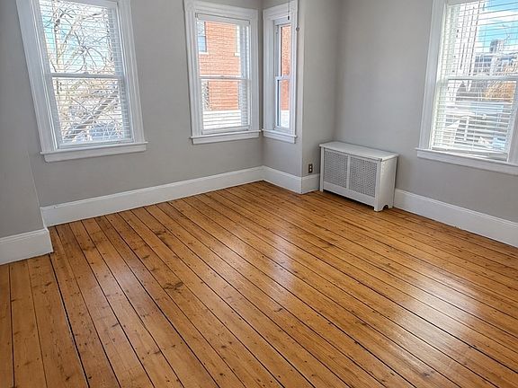 2nd image of 67 Prospect St