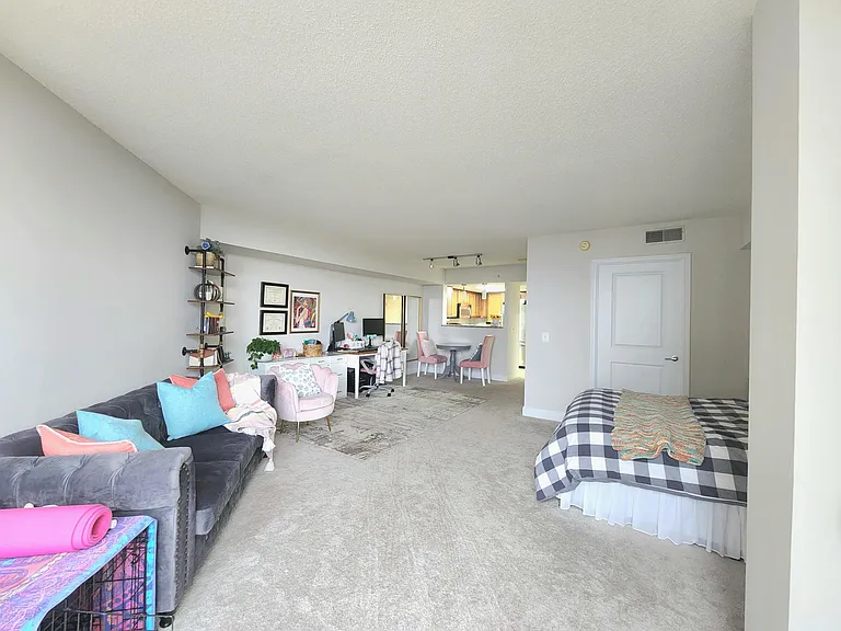 11800 Sunset Hills Rd #1001 — Photo 9