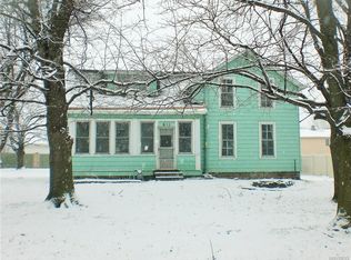 601 Beach Rd, Cheektowaga, NY 14225