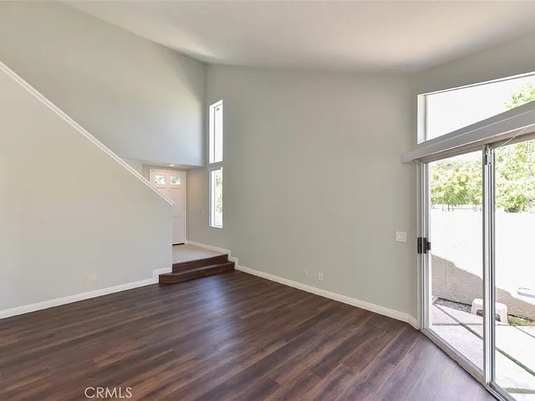 391 Stanford Ct #1 — Photo 17