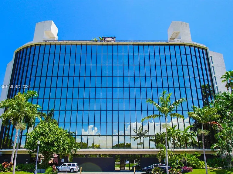5781 Biscayne Blvd #Penthouse 3 — Photo 9