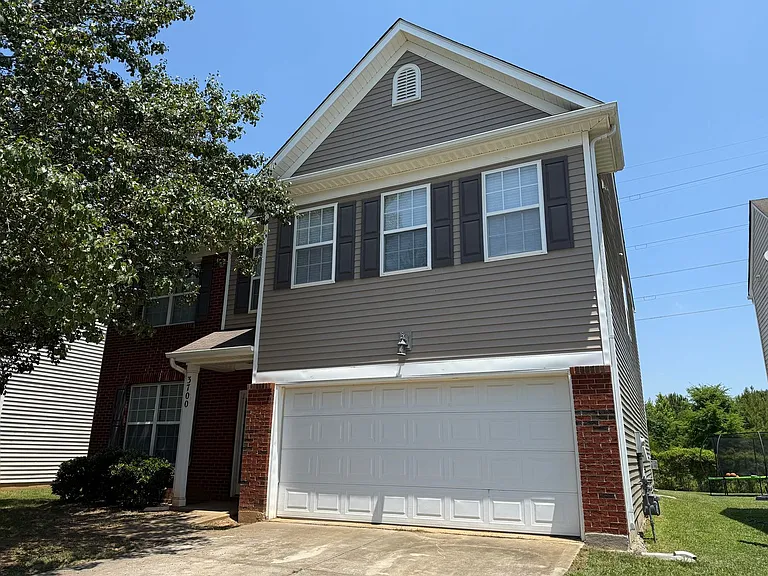 3700 Herkimer Dr — Photo 1