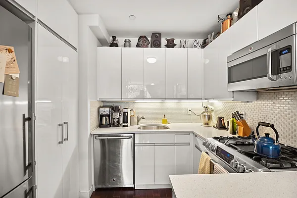 Rented by Compass | media 8