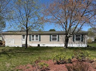 41 Wright Way, Coventry, RI 02816