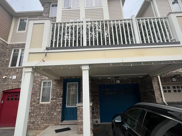 814 Fowles Ct #1, Milton, ON L9T 0Z6