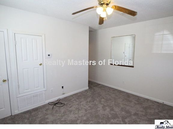 2nd image of 918 N Hayne St #B